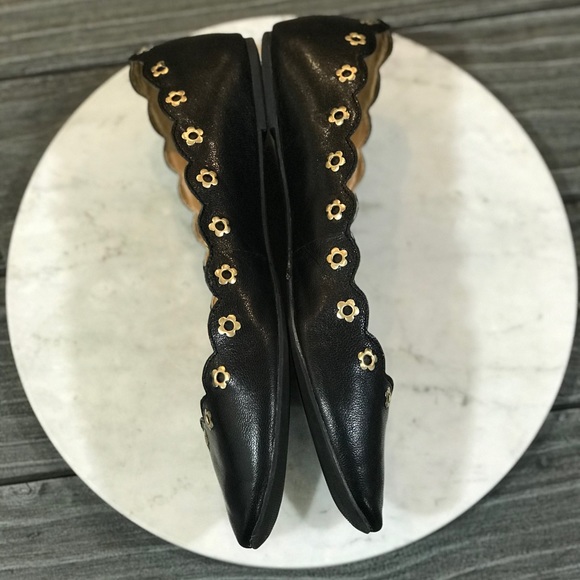 Black Leather Metal Floral Studs Chic Ballet Flats - Picture 5 of 8